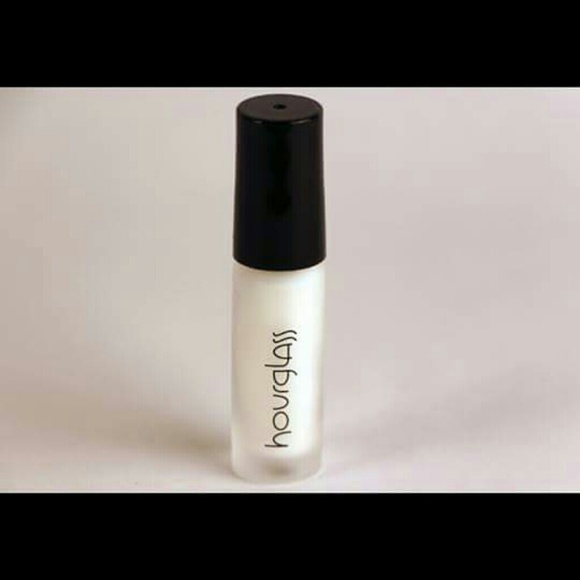 Hourglass primer