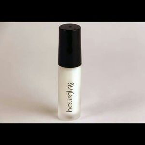 Hourglass primer