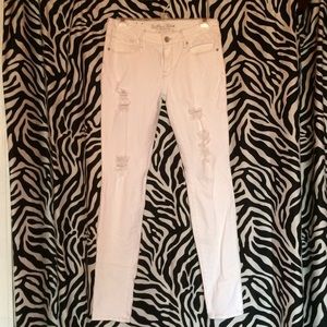 BULLHEAD Distressed White Straight Leg