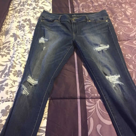 NY&Co soho boyfriend jeans