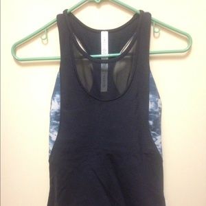 Lululemon tank