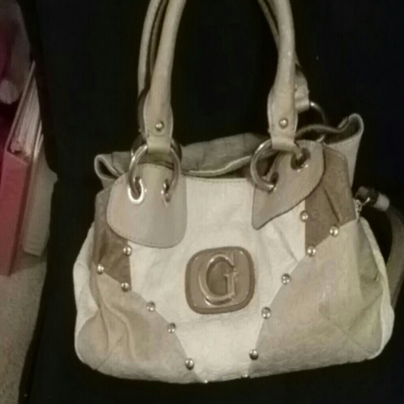 Like New Guess brand purse!