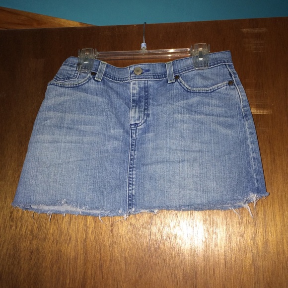 Old Navy denim mini skirt.