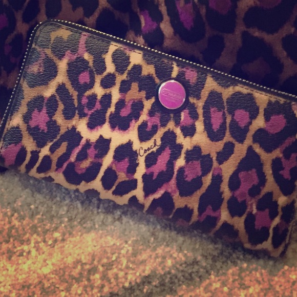 Coach wallet