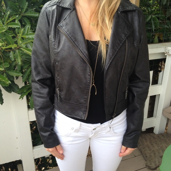 Faux leather motorcycle jacket - Picture 2 of 4