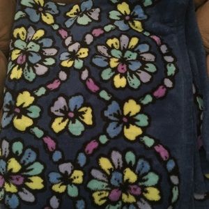 Hold for @carebear1994 Indigo pop throw.