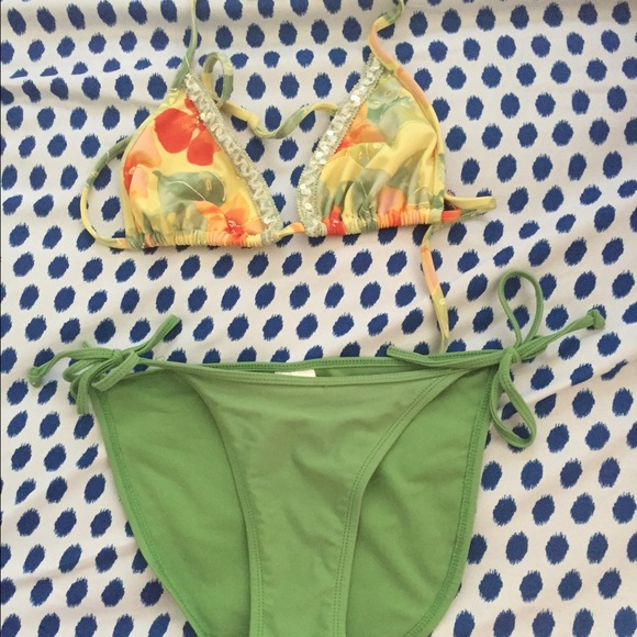 Body glove bikini