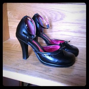 Hot Topic ankle strap heels