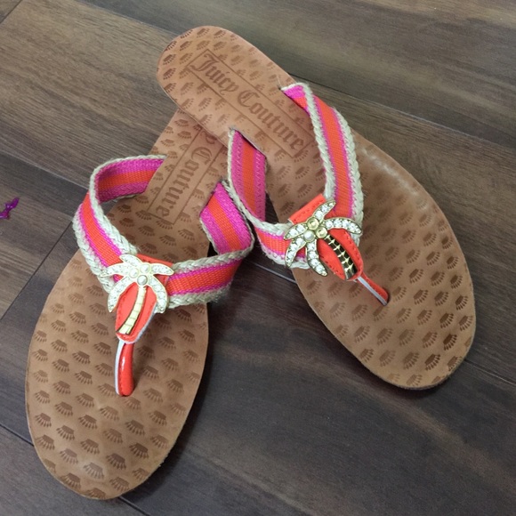 Juicy Couture Flip Flops with some bling! 💎