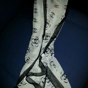 ??????Trendy beautiful scarf