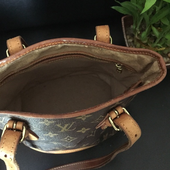 🧿🚫SOLD🚫Authentic Louis Vuitton Small Bucket Bag - Picture 2 of 8