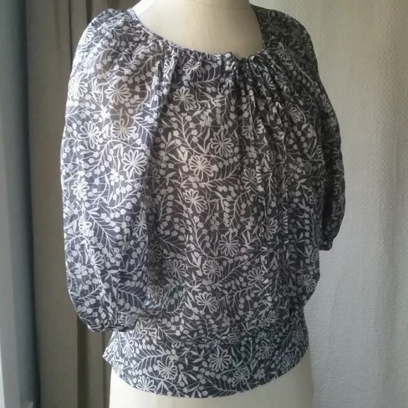 Anthropologie top. Edme & Esyllte. Size 4.