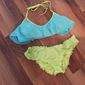 ❌BUNDLE❌ Victoria's Secret Flounce Bikini Top