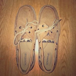Sperrys boat shoes cheetah print