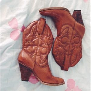 Light brown cowboy boots