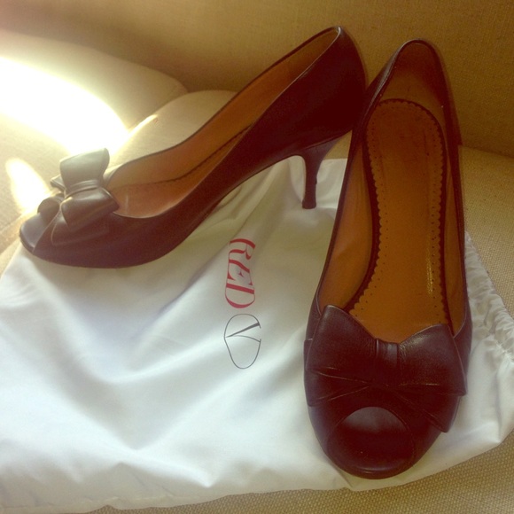 AUTHENTIC REDVALENTINO OPEN TOE LOW HEEL