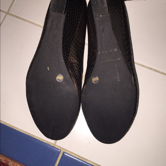 Shoes - Picture 3 of 4