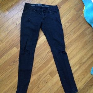 Bullhead destroyed black jeans