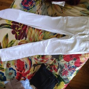 White denim jeans