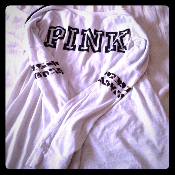 VS Pink T-Shirt