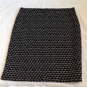 Black and white patterned skirt from Loft