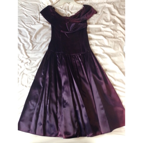 Dresses & Skirts - Vintage dress