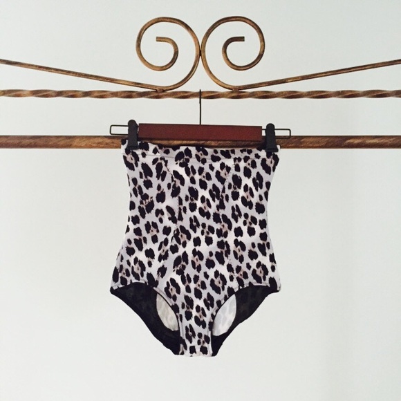 Victoria's Secret Other - Victoria's Secret Shaper