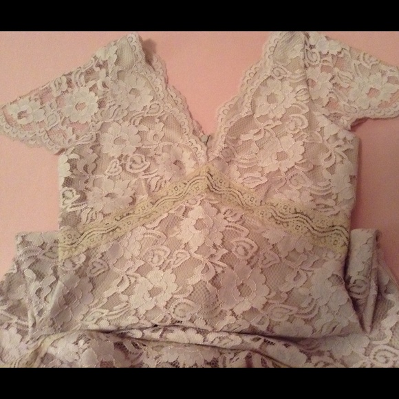 Arden B Nude Lace Dress midi-length bodycon - Picture 2 of 3