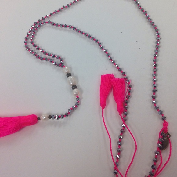 REAL Fresh Water Pearl& Crystal tassel Necklaces-Boutique - Picture 4 of 9