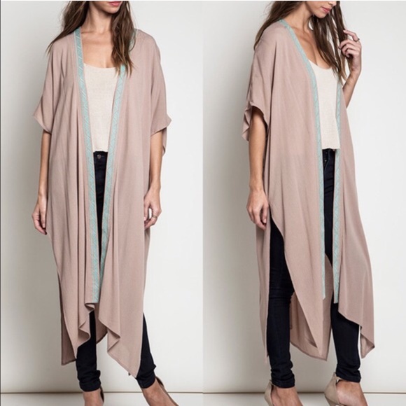 Jackets & Blazers - ‼️LAST‼️ - The SHEILA Kimono duster - TAUPE