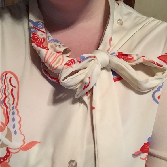 Bundled ✨Butterfly and flower top - Picture 2 of 4