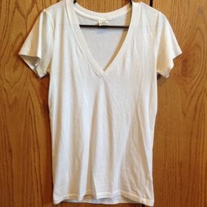 PINK v neck tee shirt