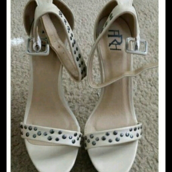 Clear heel wedges