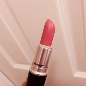 please me matte mac lipstick