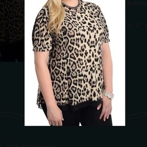 Leopard top