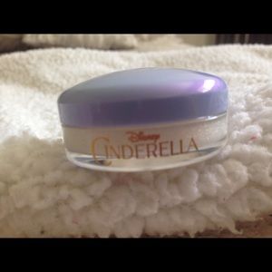 ☁️MAC CINDERELLA Studio EYE GLOSS☁️