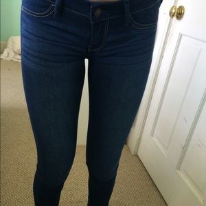 Dark blue hollister jeggings