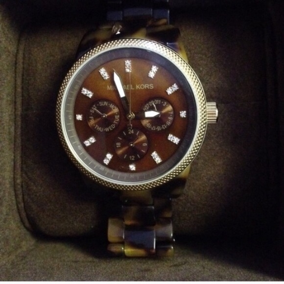 ⚡️AUTHENTIC MICHAEL KORS WATCH⚡️