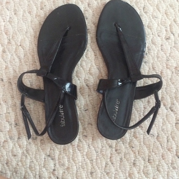 black strappy sandals