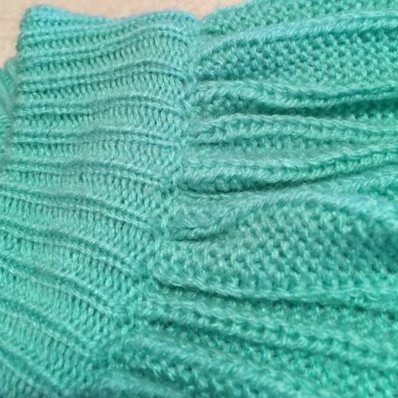 Bundled ✨Light green cardigan - Picture 4 of 4
