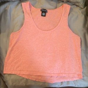 Tank top crop top