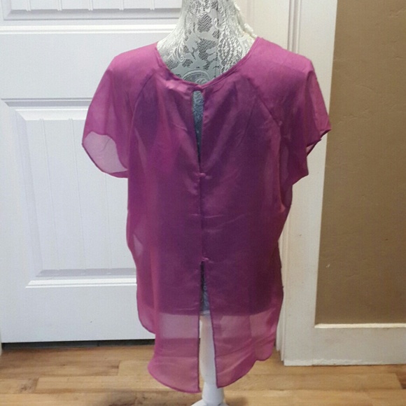 Top - Picture 2 of 4