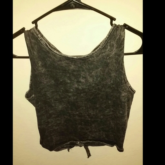 Acid washed Crop Top - Picture 1 of 2