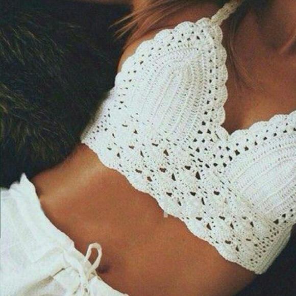 ✳️AVL✳️ Crochet Bralette Halter Crop Top