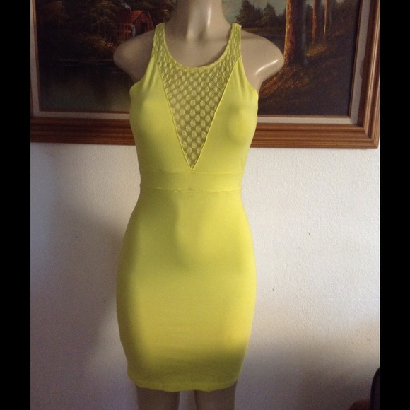 Dresses & Skirts - Cute Yellow Bodycon Dress  NWOT