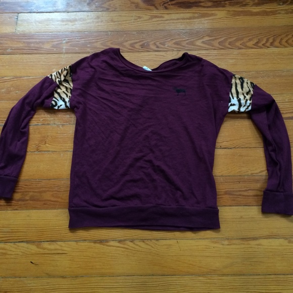 Long sleeve tiger shirt from Pink