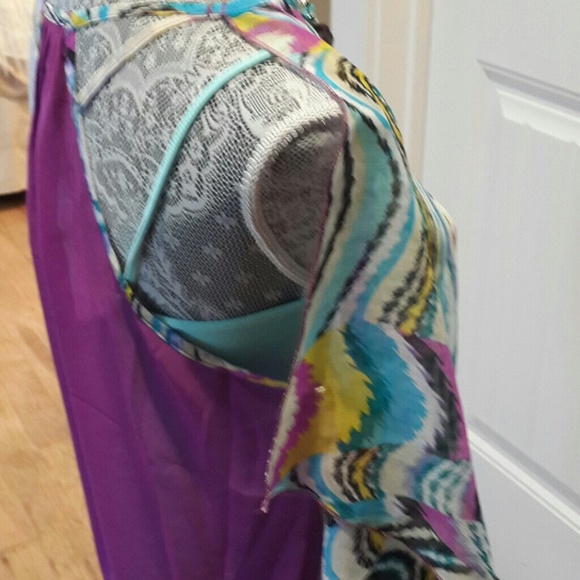 Top - Picture 3 of 4