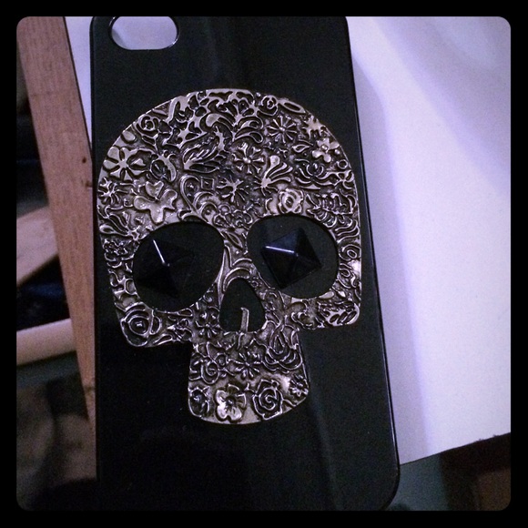 iphone 4 skull case