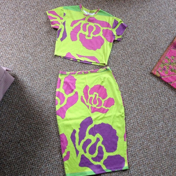 β‘οΈEveSkywalker HANDMADE/Printed Top&Pencil Skirt - Picture 2 of 2