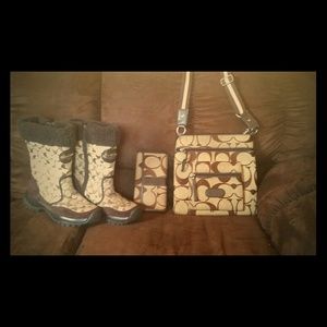 Purse, wallet, and boots